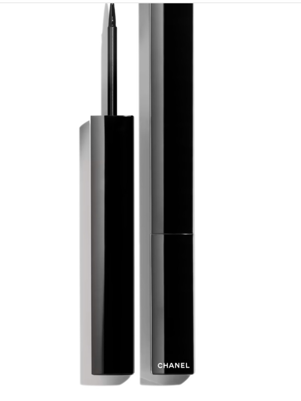 CHANEL Liquid Eyeliner In Noir Profond.